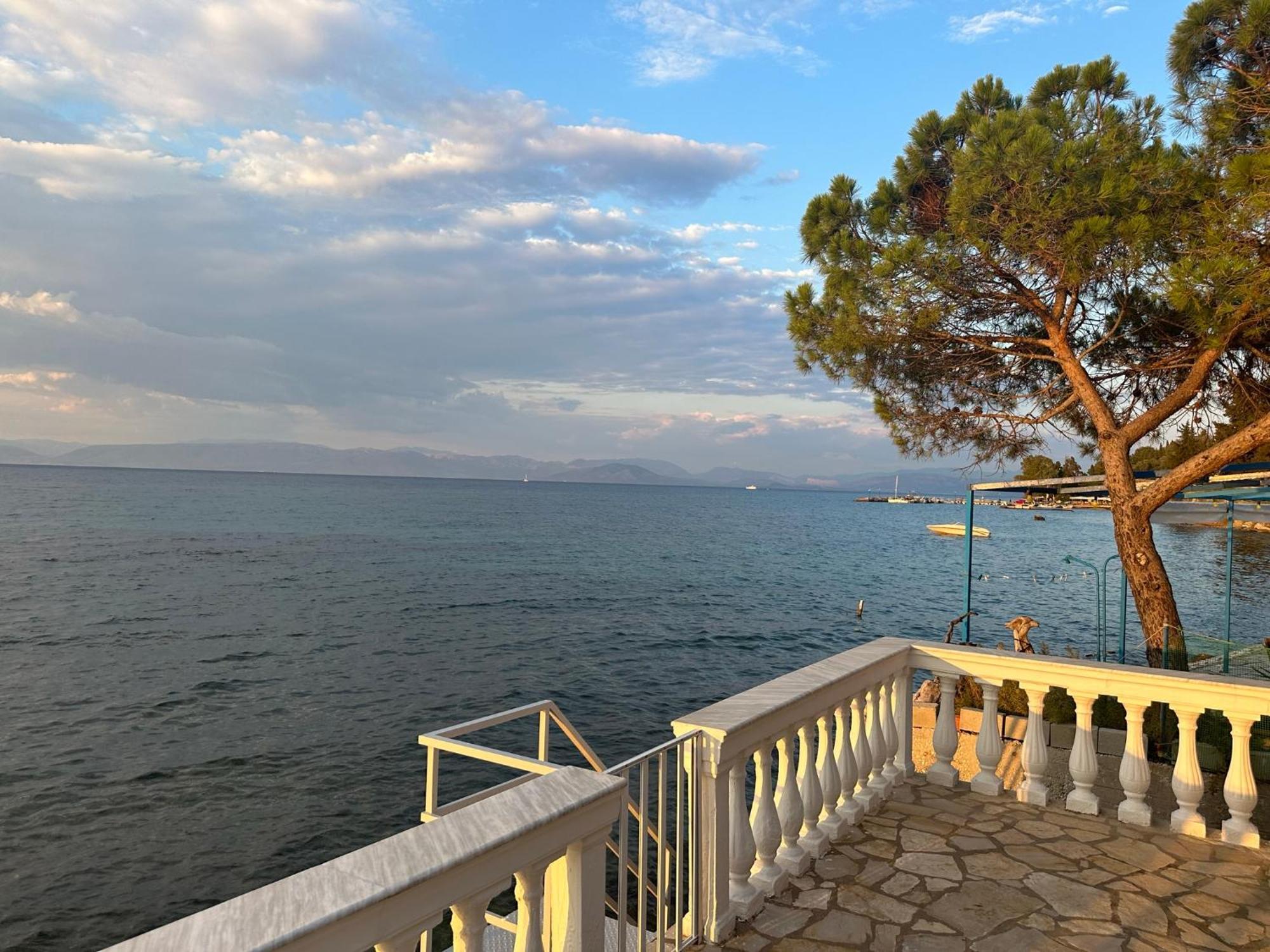 Villa Blue Horizon Mpoukaris Exterior foto